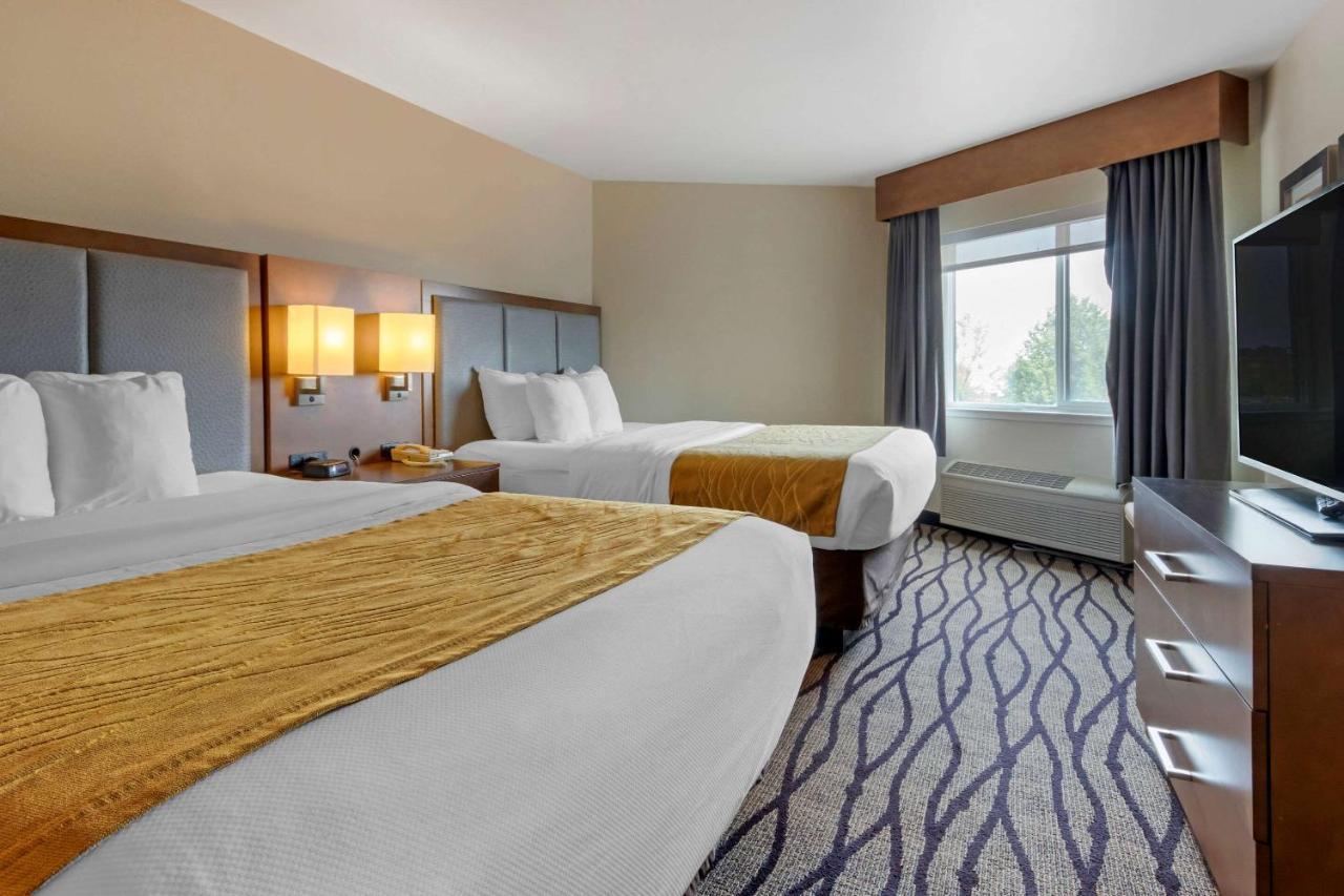 Comfort Inn & Suites Market - Airport Great Falls Εξωτερικό φωτογραφία