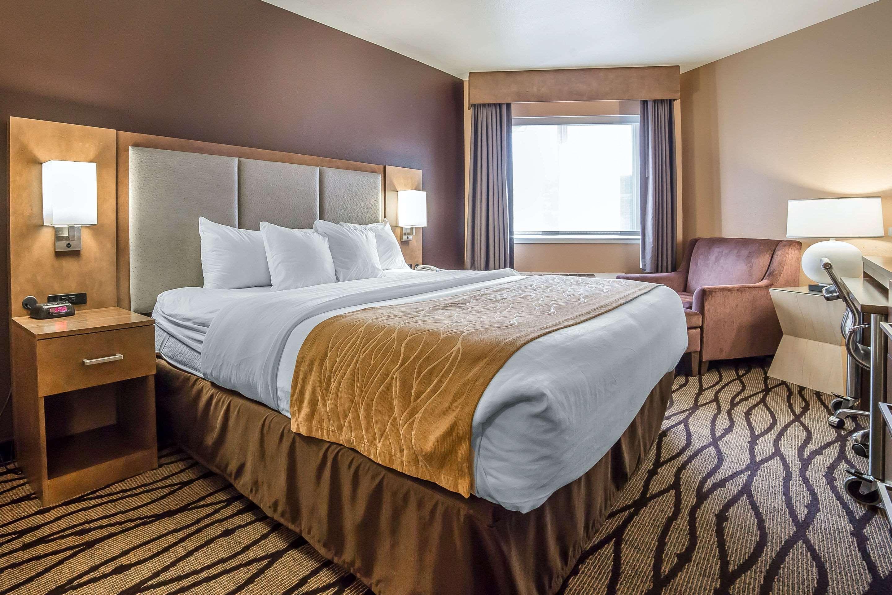 Comfort Inn & Suites Market - Airport Great Falls Εξωτερικό φωτογραφία