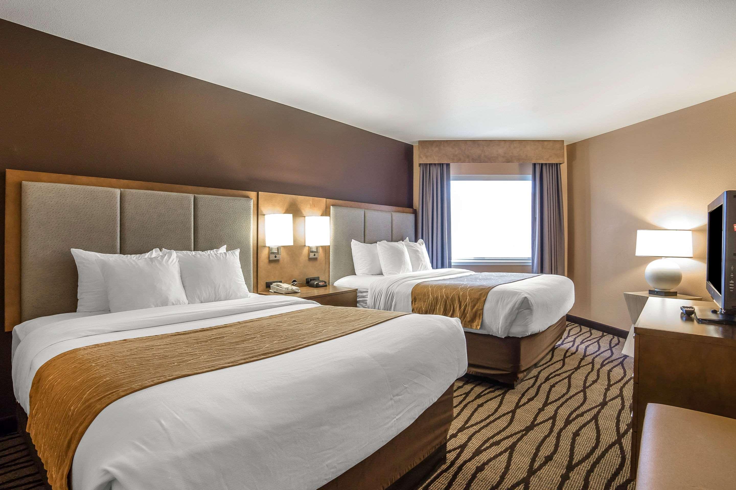 Comfort Inn & Suites Market - Airport Great Falls Εξωτερικό φωτογραφία