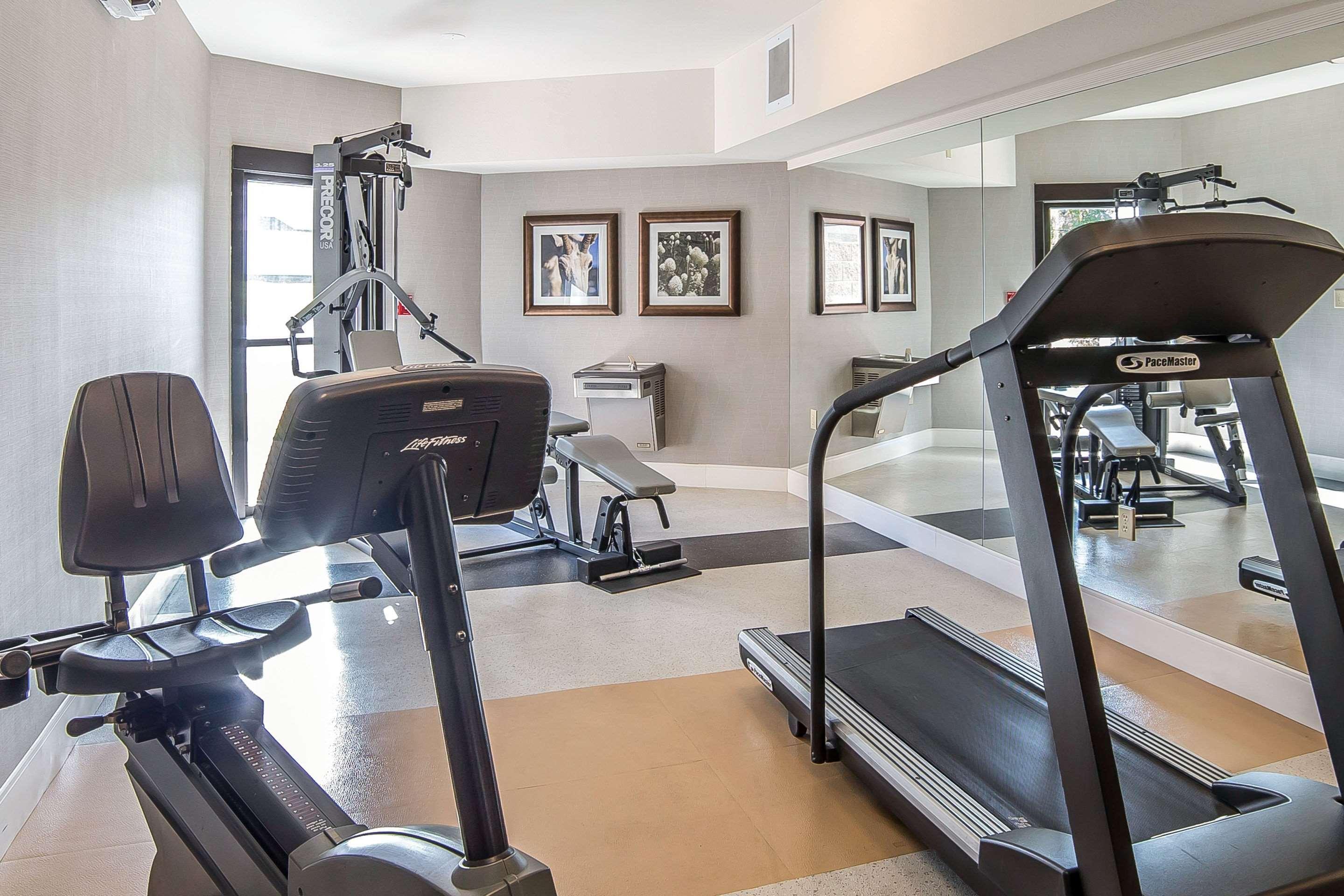 Comfort Inn & Suites Market - Airport Great Falls Εξωτερικό φωτογραφία